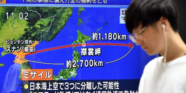 Corea del Norte lanza un misil balístico sobre Japón