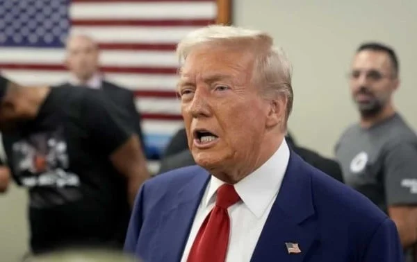 middle-trump-XBOsi4xbx