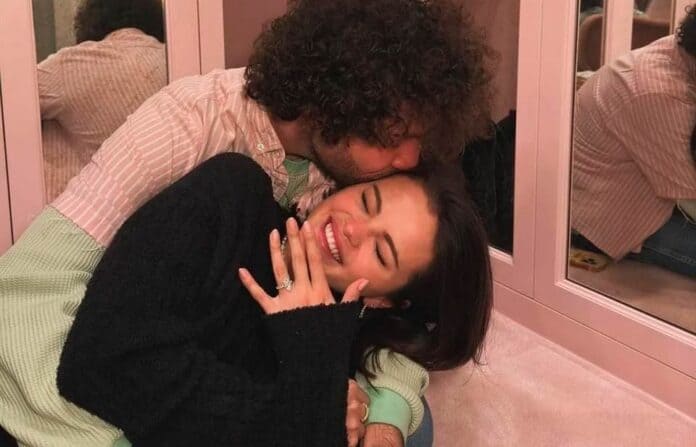 selena-G6d4jC0h8