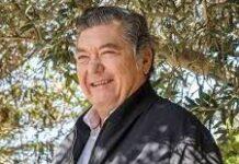 Busca SCJN revivir deuda de Hank Rhon