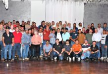 Dialoga Fiscal César Jáuregui con comerciantes de autopartes sobre seguridad y procuración de justicia