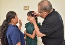 Reciben cinco personas el regalo de la audición