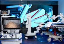 Presentan sistema de cirugía asistida por brazo robótico en Hospital Angeles Acoxpa