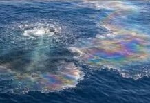 Achacan a dos chapopoteras y buque desastre en el Golfo