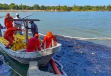 Interrumpe derrame de hidrocarburo a pesca en Tabasco