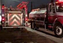 Arde madera y tejabanes en predio de Granjas del Valle