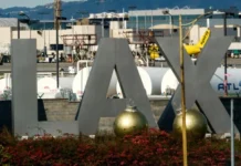 Investigan incidente en aeropuerto de Los Ángeles tras choque en LaGuardia