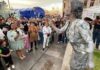Cobran vida en el centro las «Estatuas literarias»