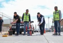 Lleva Alfredo Chávez jornada de pintura de pasos peatonales a la Primaria Felipe Ángeles