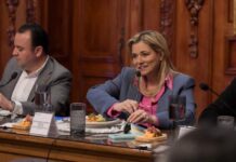 Colaboración con Legislativo: se reúne Maru con diputados