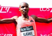 Histórico: Pulveriza récord del maratón; termina en menos de 2 horas