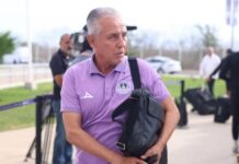 Castigan a Sergio Bueno por insultos a árbitra Katia Itzel