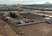 Trabaja Municipio en la fabricación del arco que sostendrá la gaza de incorporación