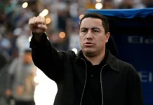 Si fuera Efraín, me iría a dirigir a Europa: Hugo Sánchez