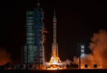 China lanza la nave Shenzhou 23 con 3 tripulantes