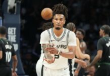 Stephon Castle acaba el trabajo para los Spurs
