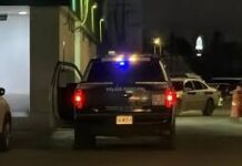 Balean a pareja en intento de asalto; llegan manejando al Hospital General