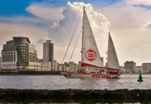 Llega velero español a Cuba con ayuda humanitaria
