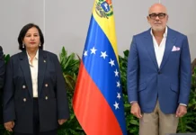 Gobierno y oposición sostienen primer encuentro en Venezuela