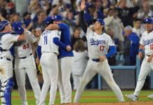 Jonrones de Ohtani y Betts dan a Dodgers victoria de 4-2 ante Reales