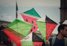 Vuelan papalotes por las infancias palestinas en Juárez