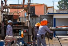 Continúa JMAS con la reparación del pozo 138
