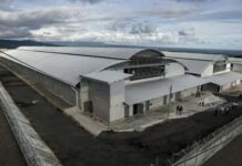 Inaugura Costa Rica megacárcel con modelo salvadoreño