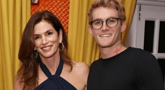principal_cindy-crawford-demanda-centro-rehabilitacion-hijo-fallecio